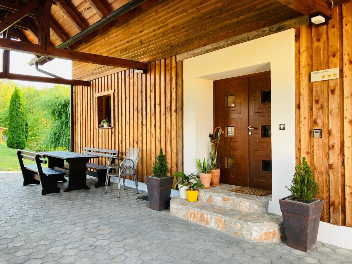 Villa Family House Mozirje Esterno foto