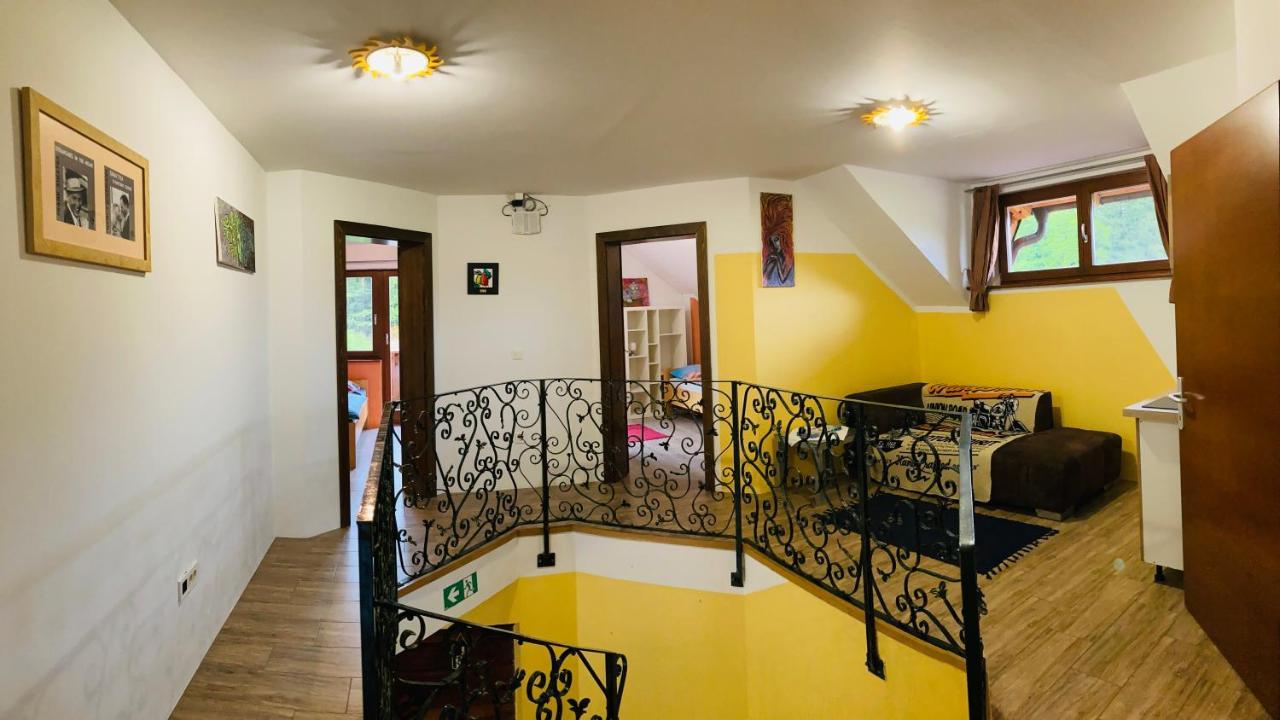 Villa Family House Mozirje Esterno foto